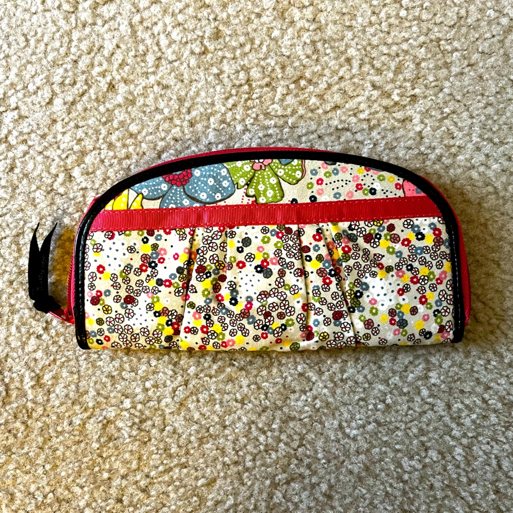 Floral Mixed Pattern New Thirty-One Wallet